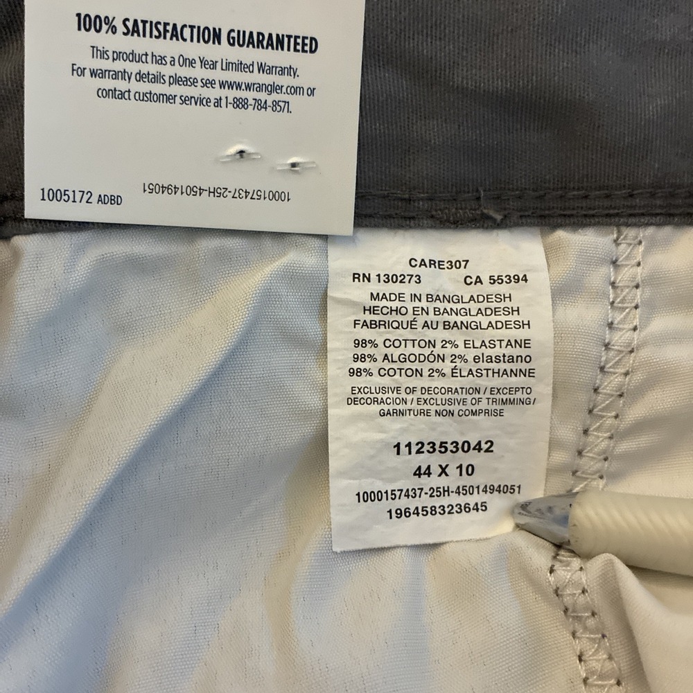 Wrangler Cargo Shorts Mens 44 Relaxed Fit Cotton Gray Outdoors Trail Casual NEW - Picture 16 of 16
